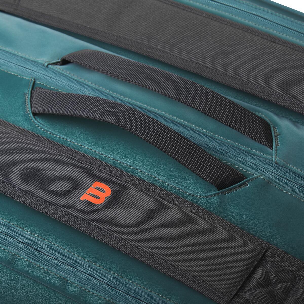 Geanta tenis Wilson Super Tour BLADE V9 pentru 15 rachete